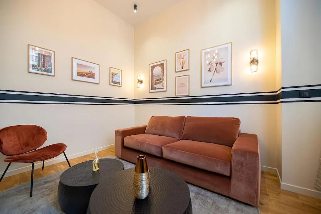 Lovely Flat In Eiffel Tower Area Paris Apartment